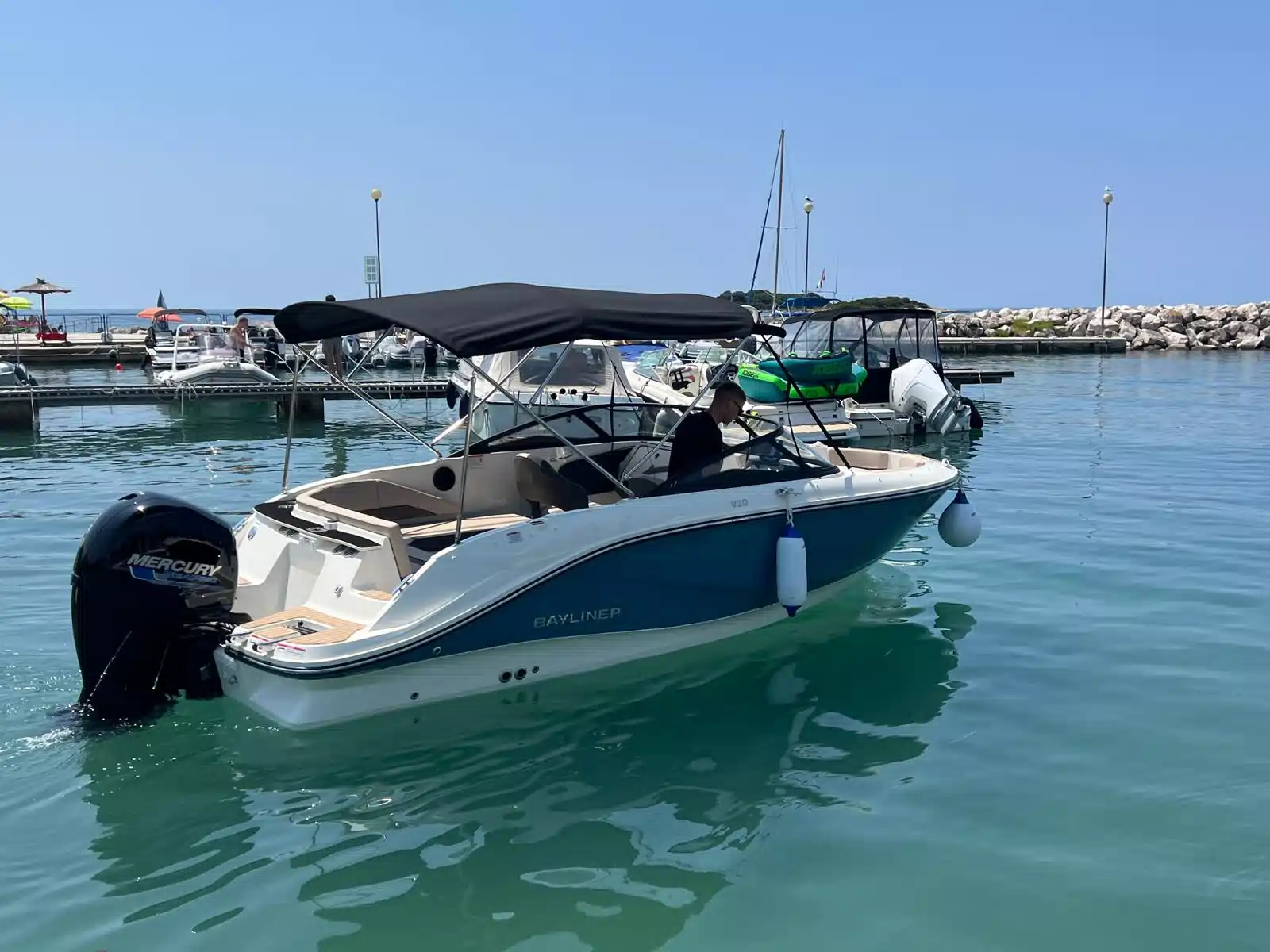 Bayliner V20 150HP